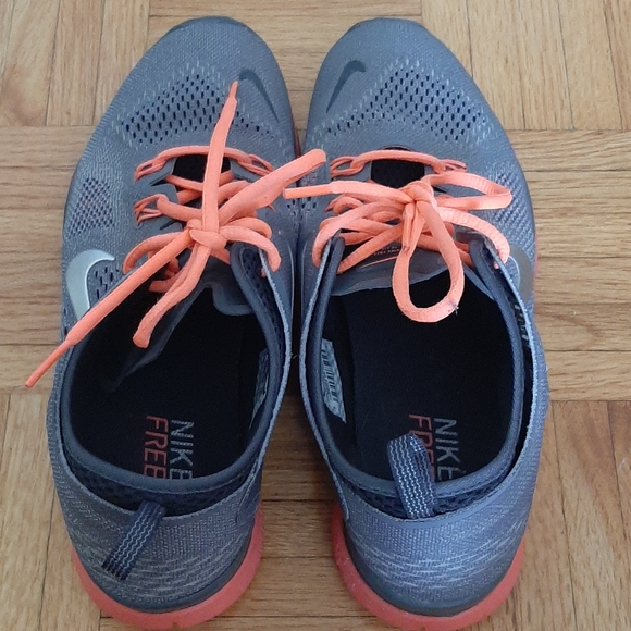 Women's Nike Free 5.0 TR Fit 4 Size 9 - Picture 3 of 5